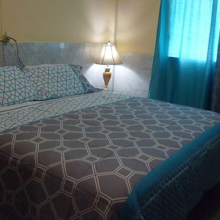Caribbean Tourist Villa Port of Spain Esterno foto